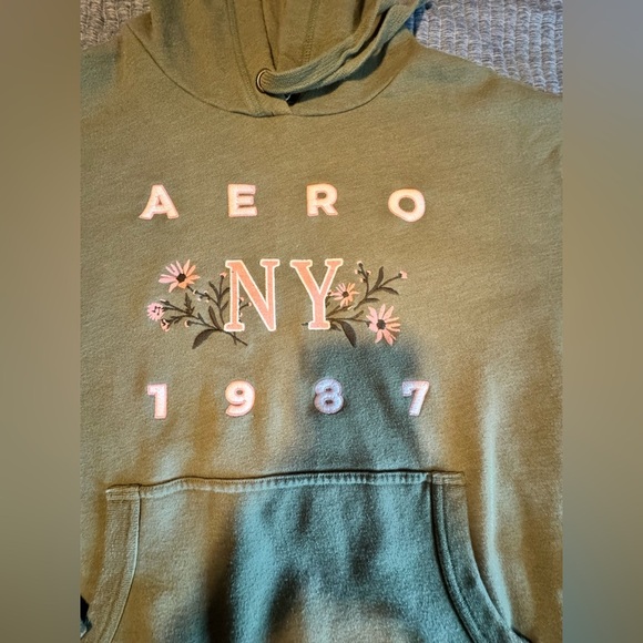 Aeropostale Green Sweater with Vintage Graphics Size L - Picture 10 of 13